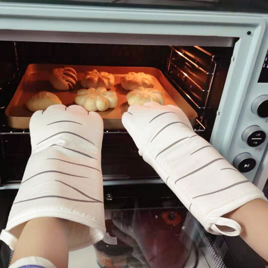 Cartoon Cat Paws Microwave Glove