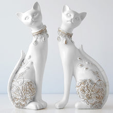 Load image into Gallery viewer, Decorative Resin Cat statue
